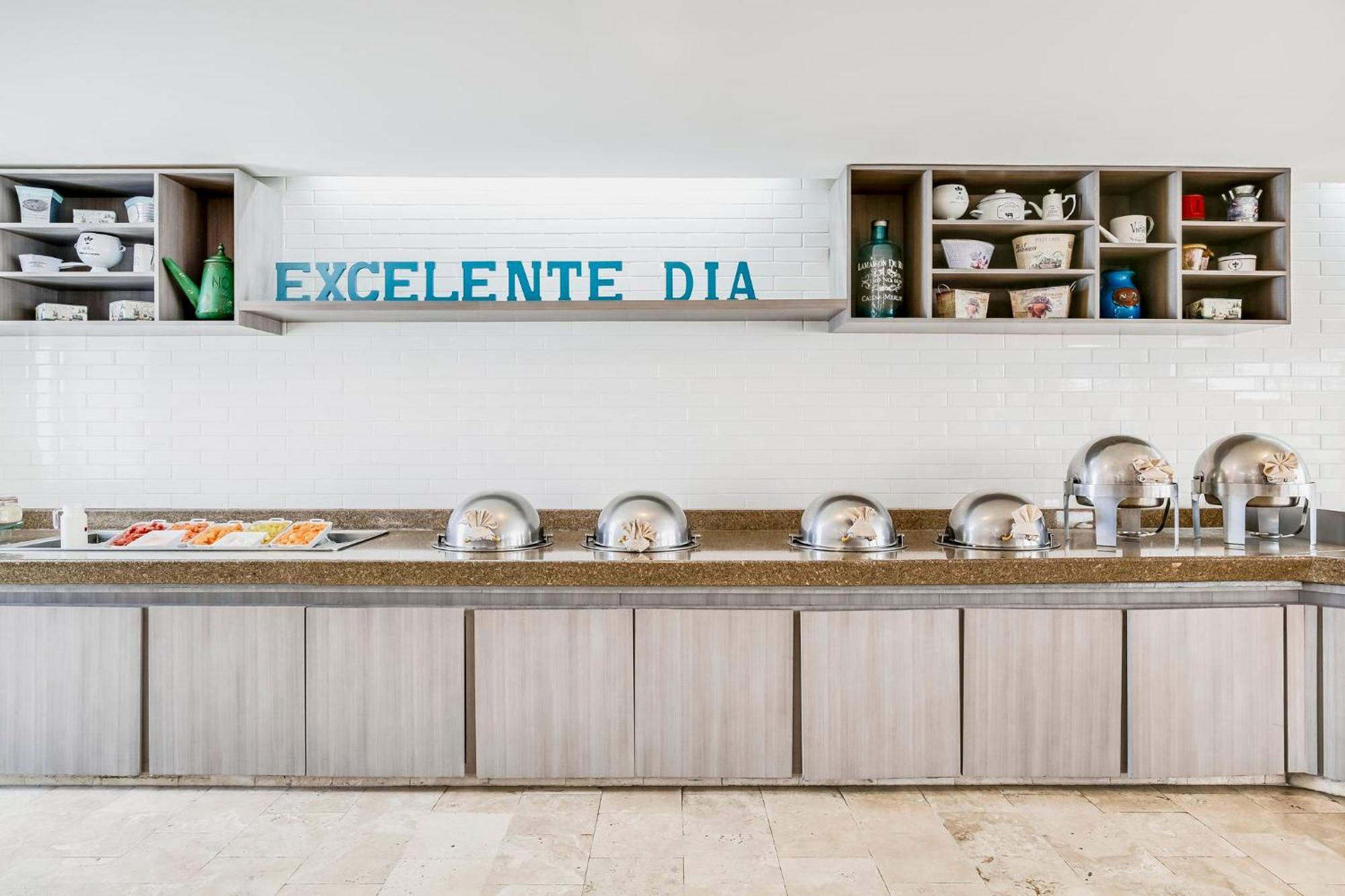 Fiesta Inn Torreon Galerias Екстер'єр фото